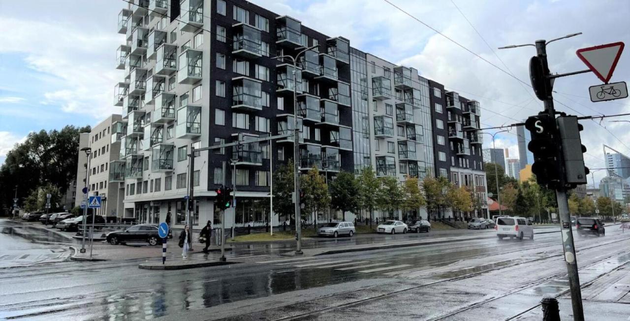 City Center Tartu Mnt - Free Parking Tallinn Exterior photo